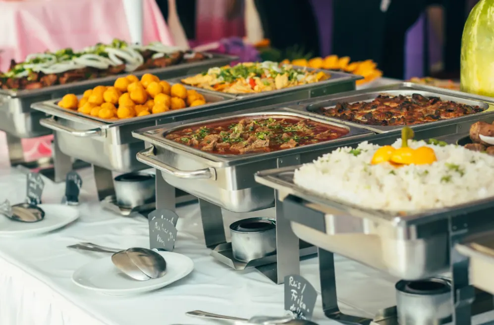 Maharaja Feast – Indisch Buffet-Kombo von Mahboobs Kitchen